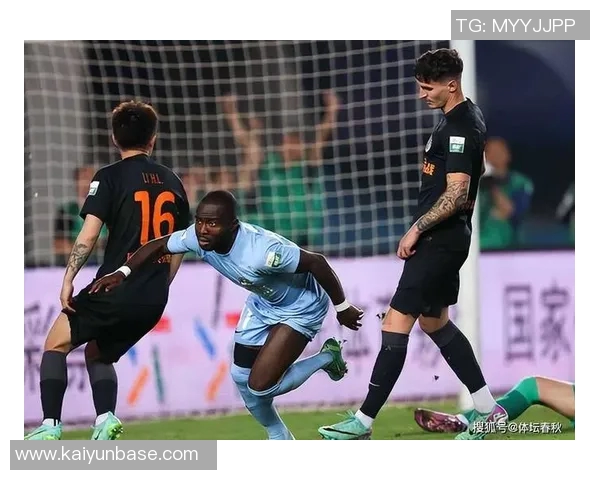 天津队外线表现低迷半场三分球命中率仅188令人担忧 天津队外线表现低迷半场三分球命中率仅188令人担忧