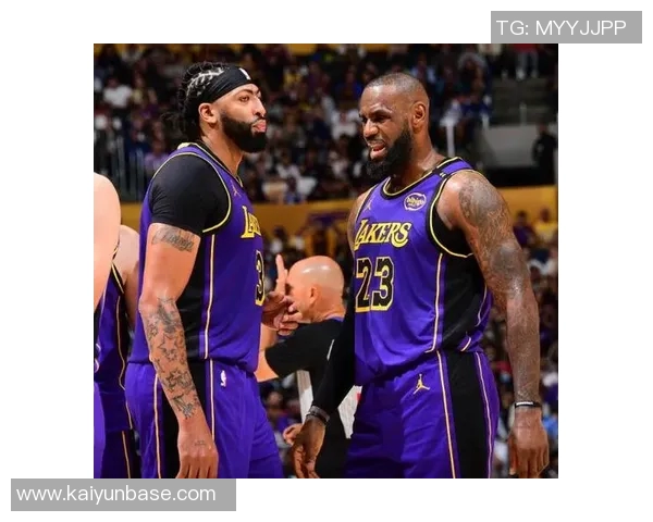 詹姆斯出战背靠背成疑湖人对决猛龙胜率微弱差距分析